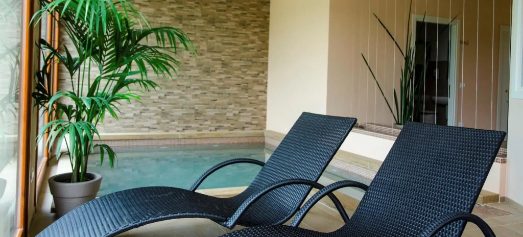 Balcony & Terrace