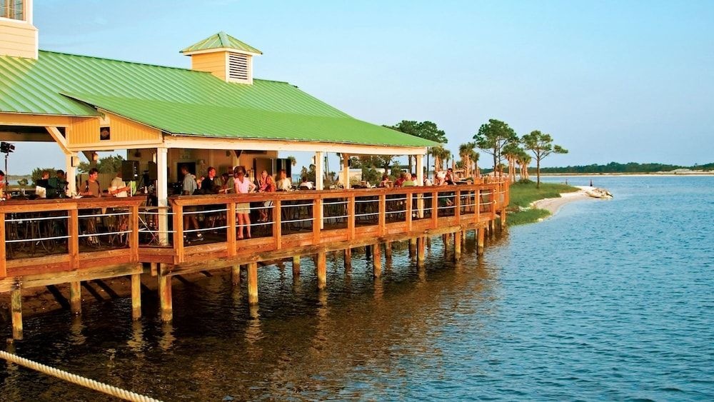 Beach & Waterfront