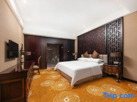 2 Bedrooms Deluxe Family Suite