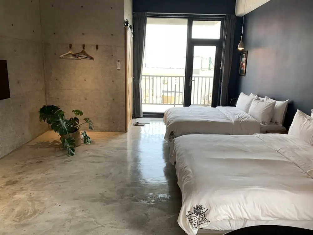 Standard Quadruple room with balcony