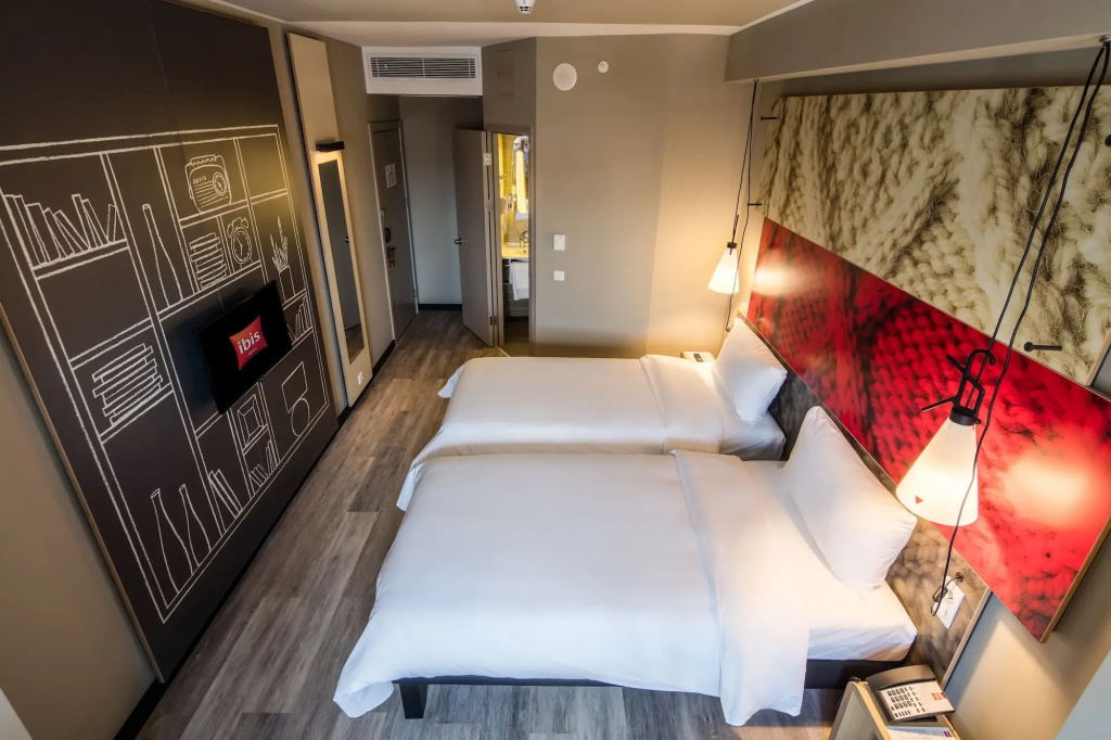Отель ibis Istanbul West в Стамбуле