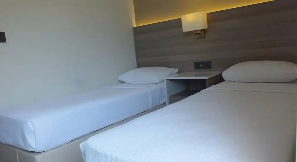Idas Hotel - Chambres