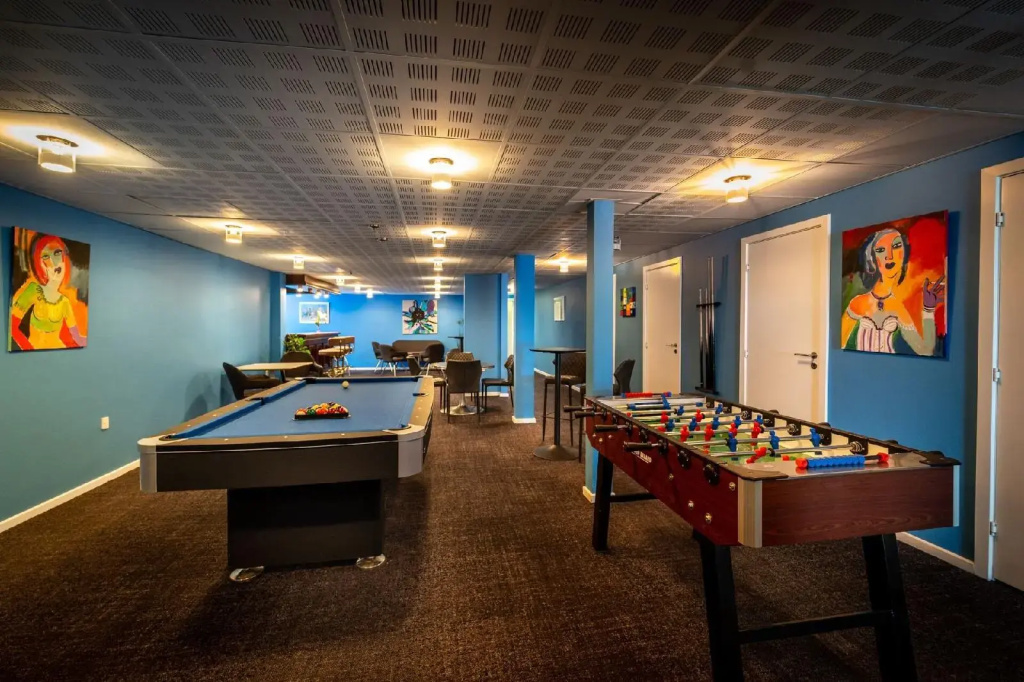 Hotel photo 12