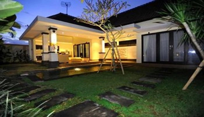 Tanjung Lima Villas