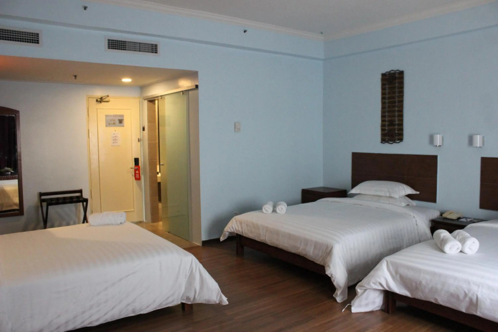 Отель Hotel Maluri в Куала-Лумпуре