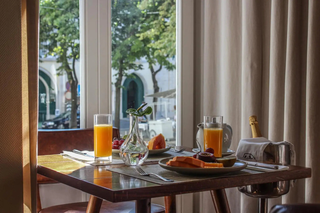 Lisboa Carmo Hotel, Lisabona — 8