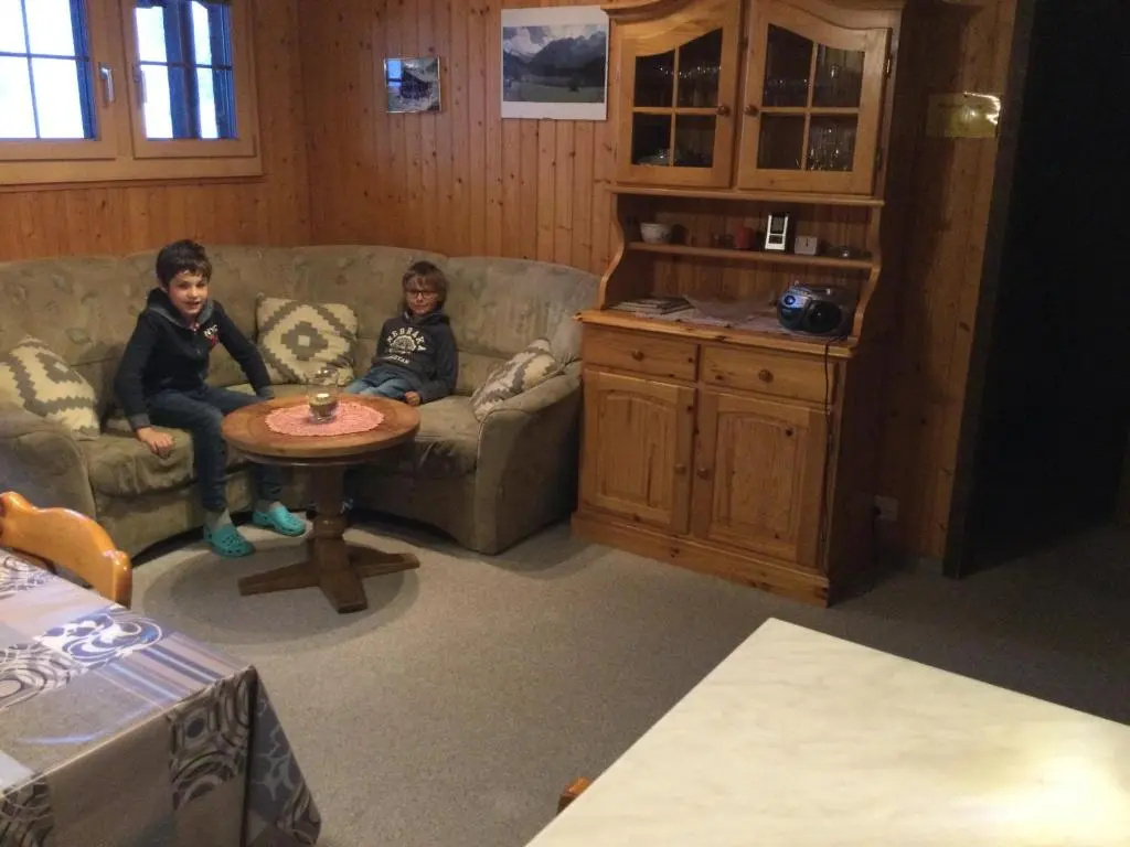 3 Bedrooms Apartment