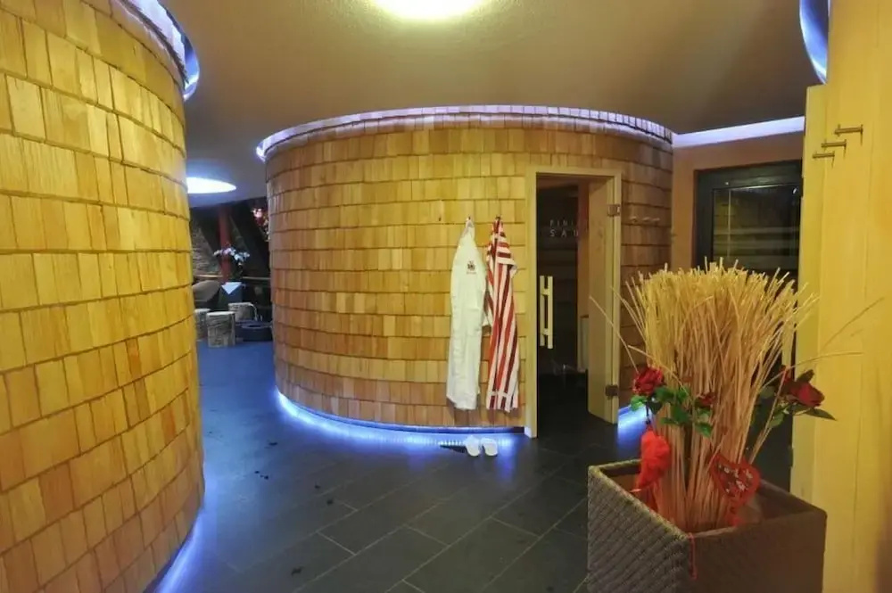 Hotel photo 15