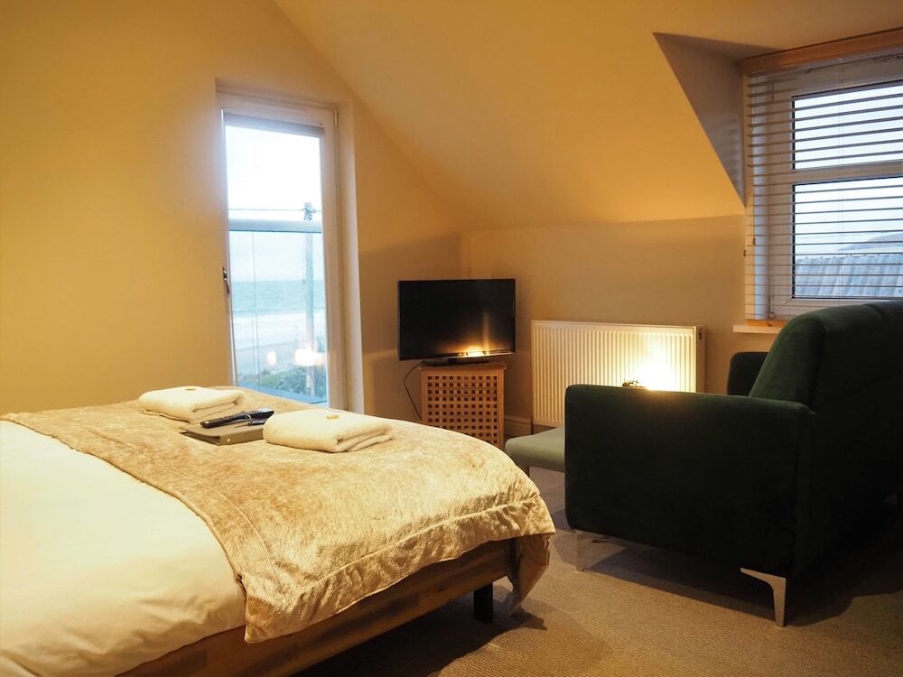 Argyll Hotel by null