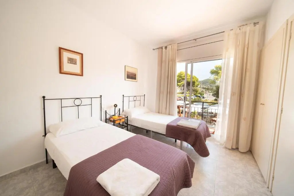 Standard Double room with balcony (twin beds)