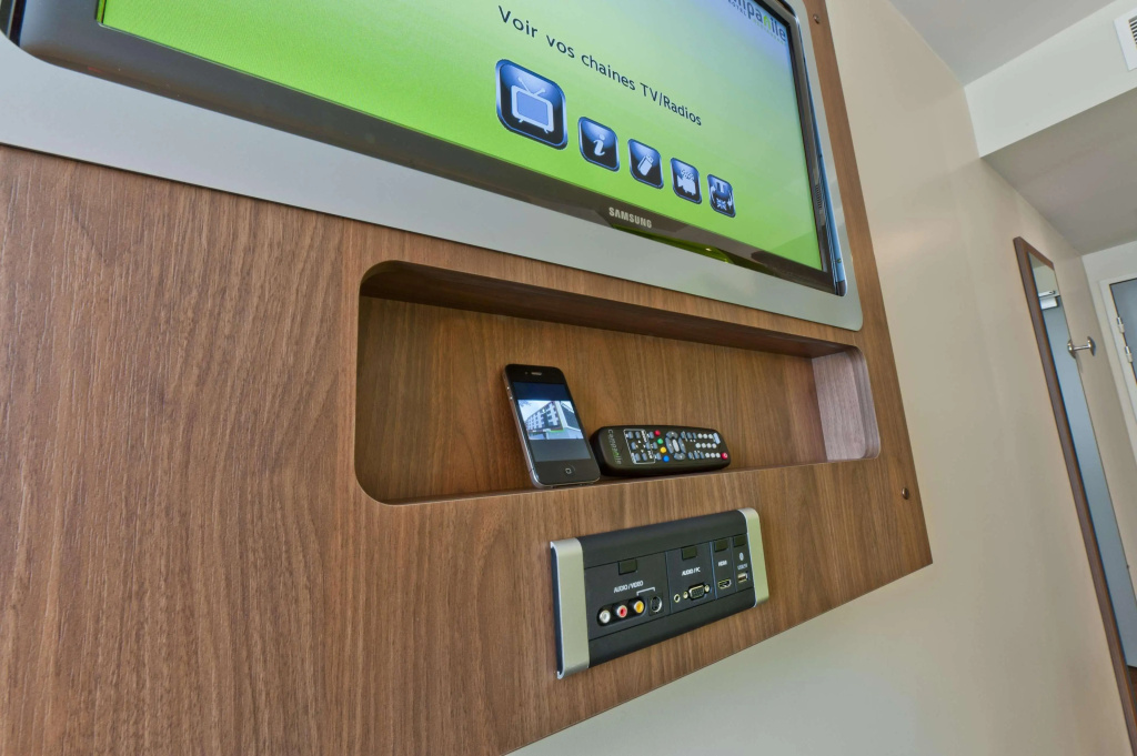 Lobby & Reception