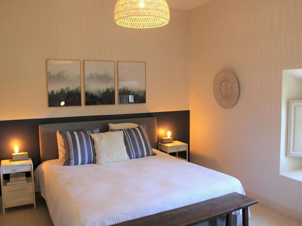 Voir la photo 2 — Holiday Home in Bagnols-En-Foret with Pool