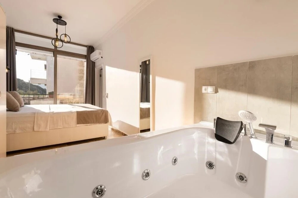 Premium Suite
