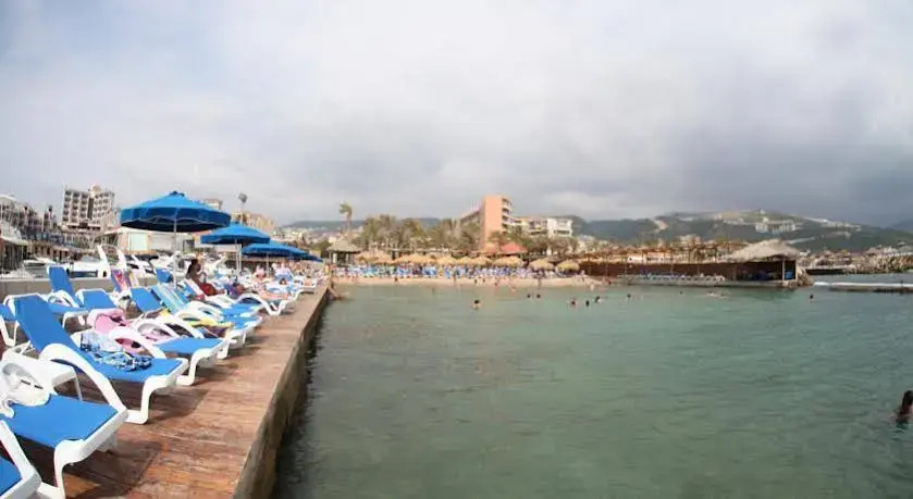 Hotel photo 32