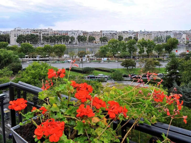 Hôtel Mercure Paris Tour Eiffel Pont Mirabeau 46