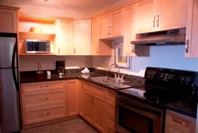 Double Suite (full double bed)
