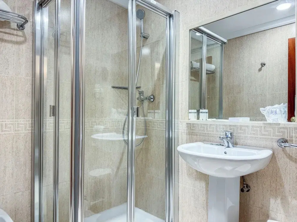Torreluz Centro Hotel - Chambres