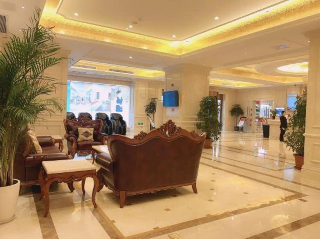 Vienna International Hotel (Baoji High-speed Railway Station) - фото 13