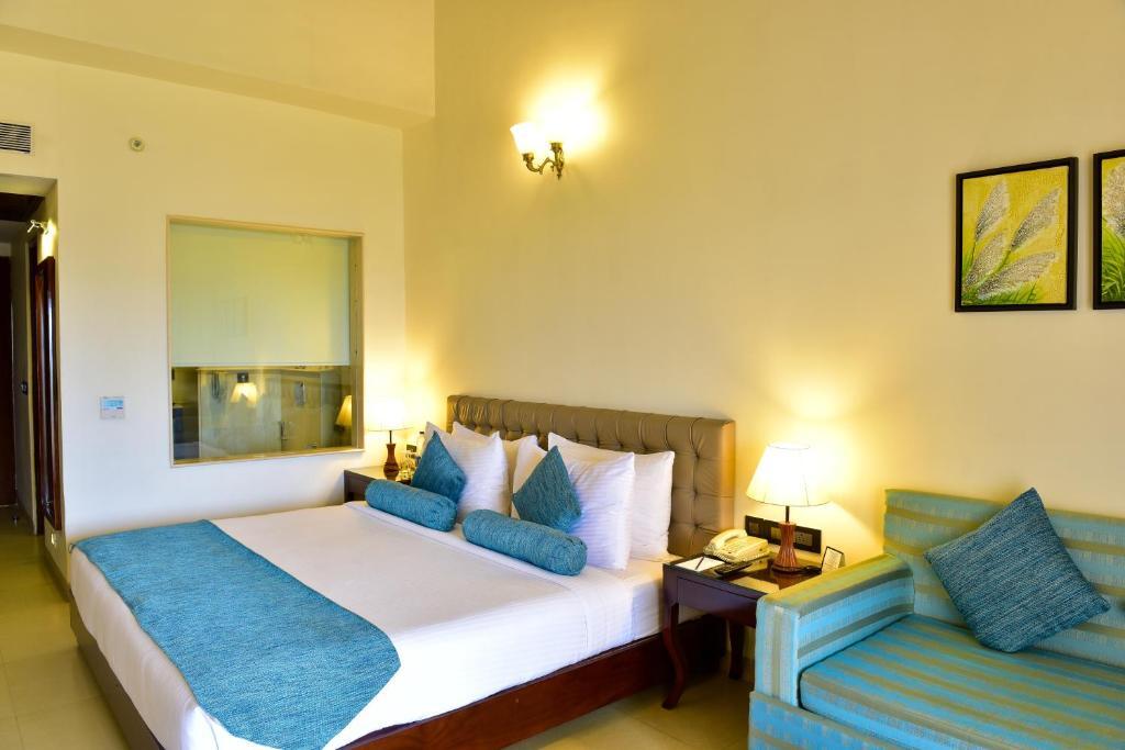 Golden Tulip Goa