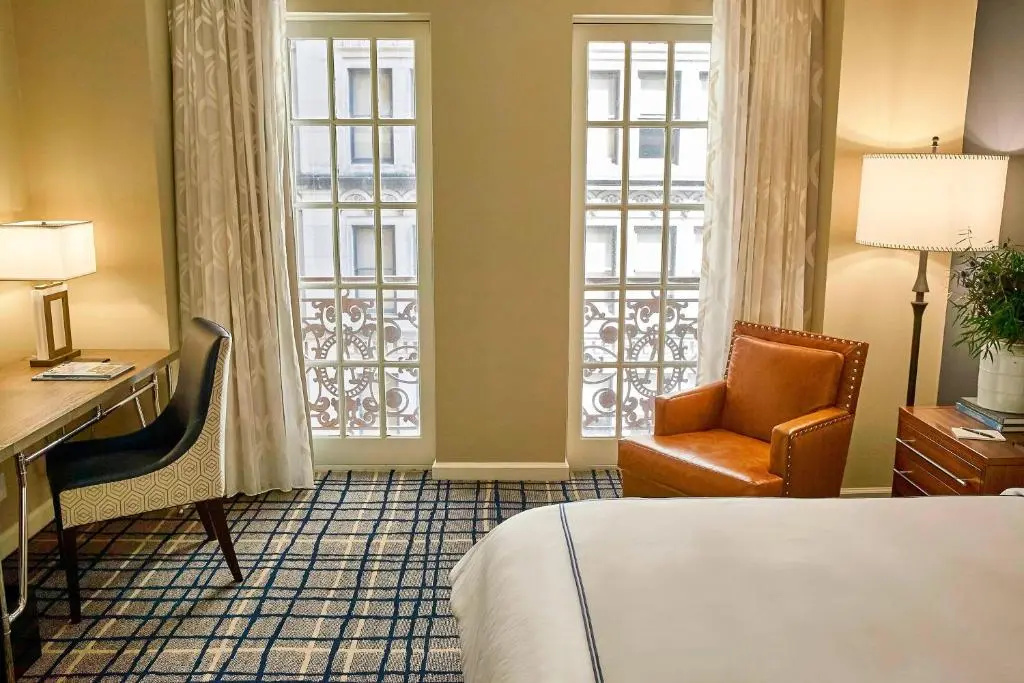 The Adolphus, Autograph Collection - Chambres