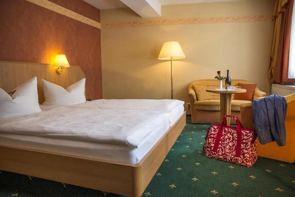 Superior Double room (full double bed)