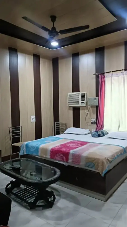 Royal room