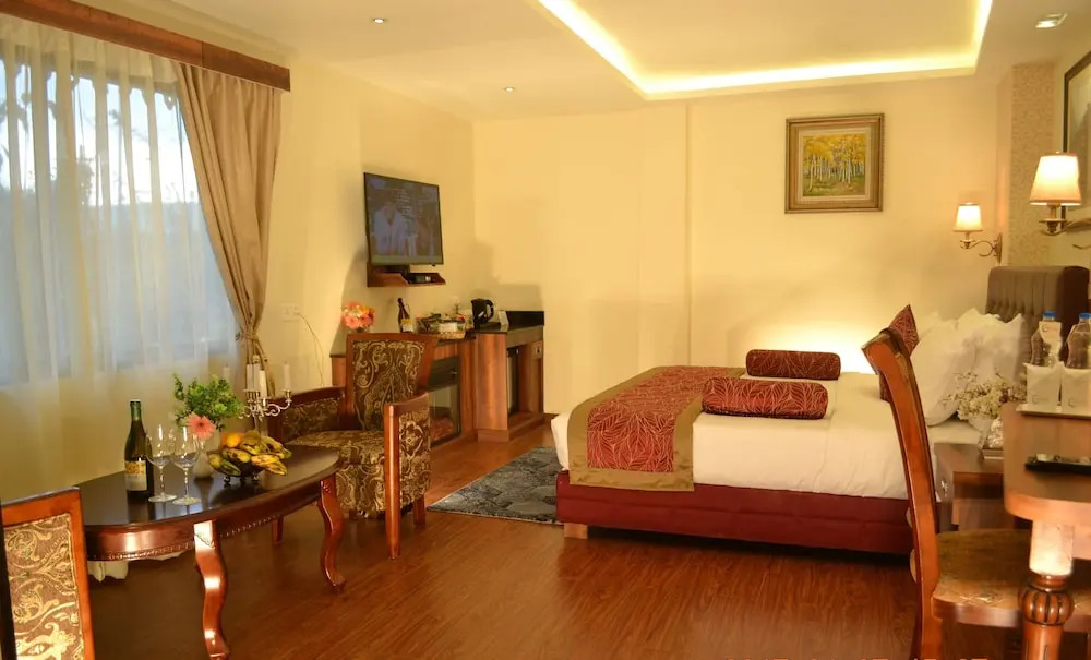 Crescent Resort - фото 3