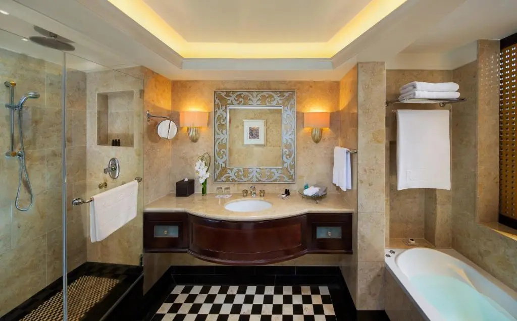 Beach Rotana Hotel - Chambres
