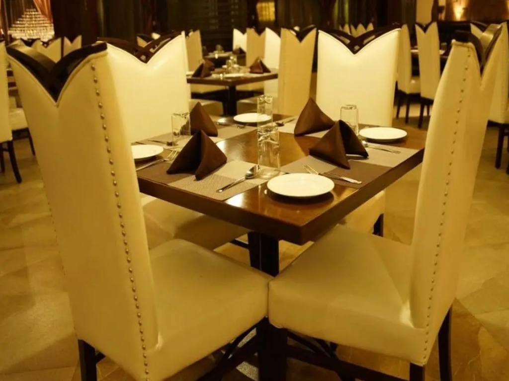 Food & Beverage
