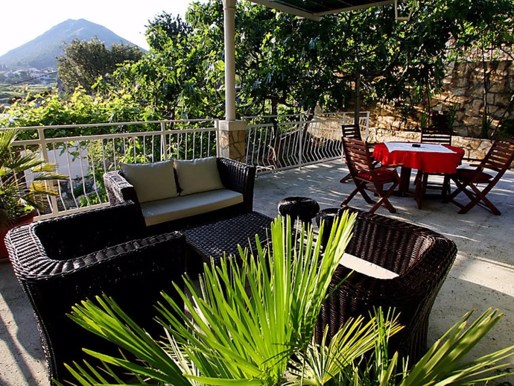 Apartment Lucic Tavernes 12380