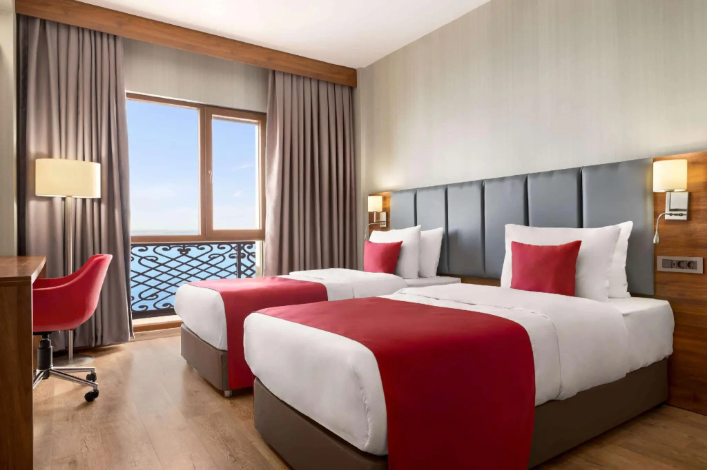 Standard Double room (twin beds)