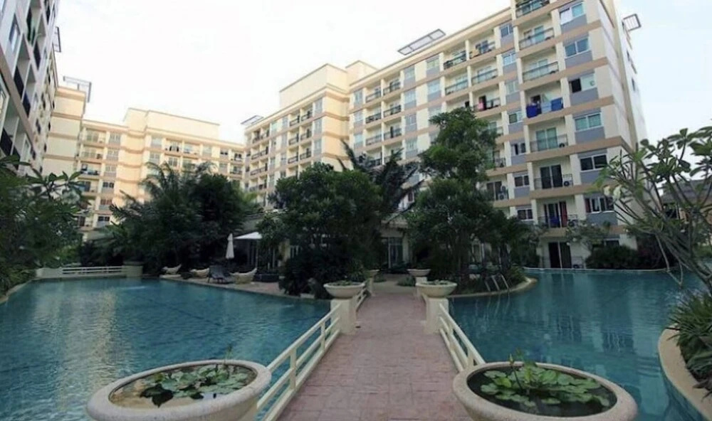 Plaza Residence F6 R62 Residence