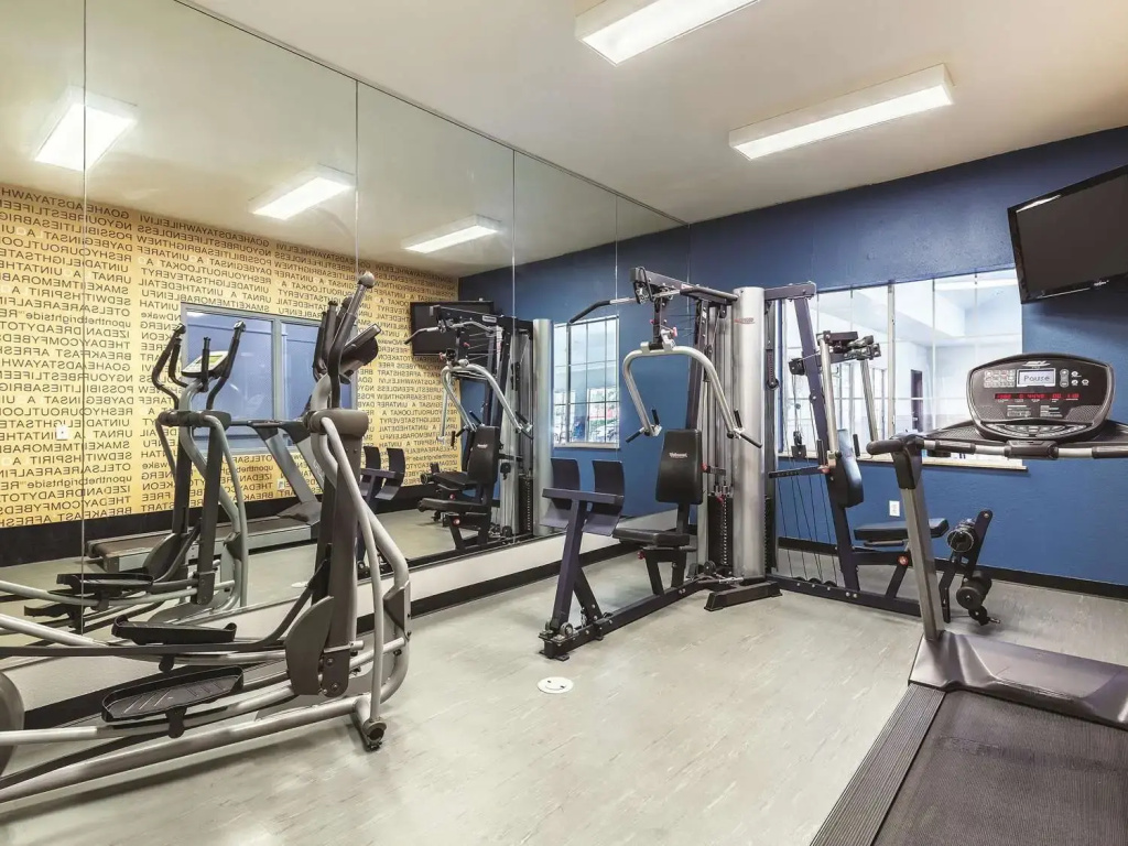 Platinum Inn & Suites Webster - Général