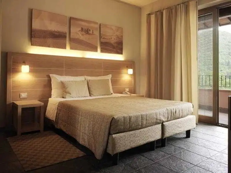 Meridiana Country Hotel - Chambres