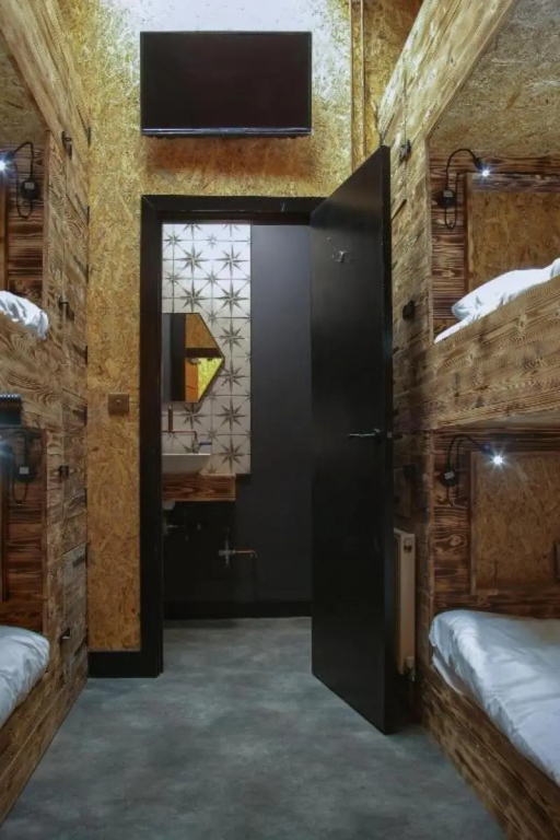 Bed in Dorm (male dorm)