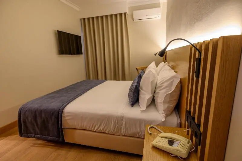 Santa Eufémia Covilhã Hotel - Chambres