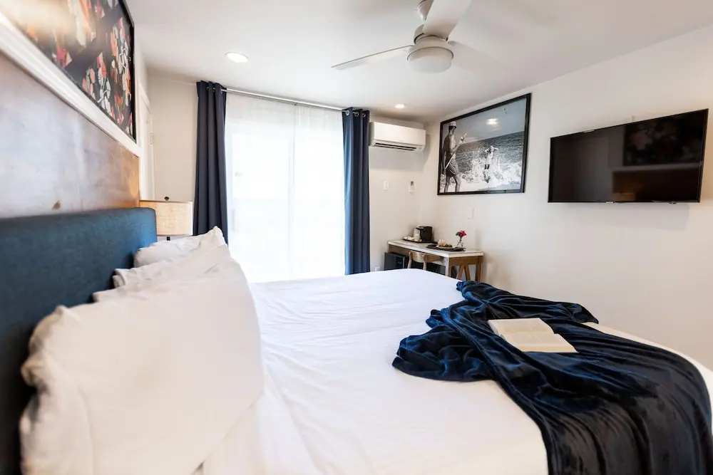 Standard Double room with balcony and with pool view (full double bed)