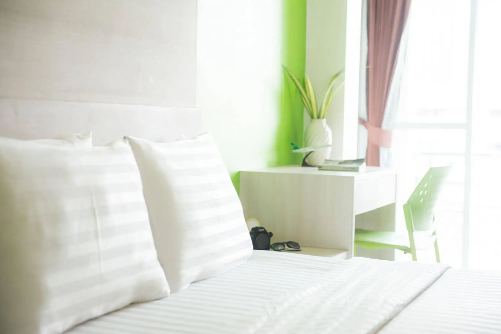 Отель The Fifth Residence Hotel в Бангкоке