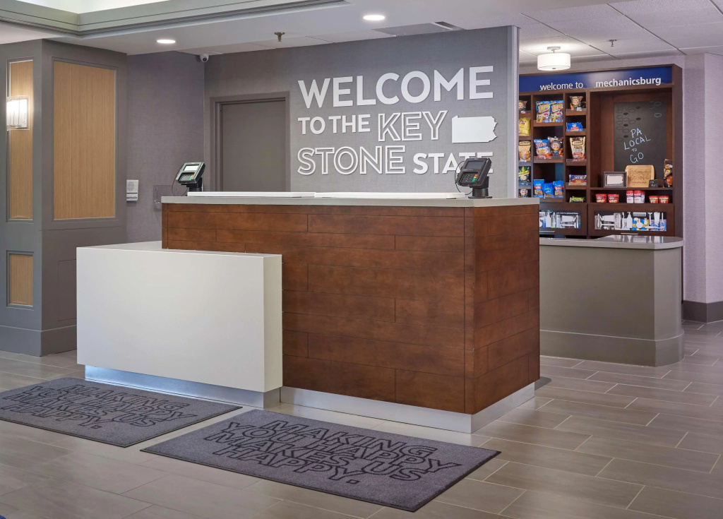 Lobby & Reception