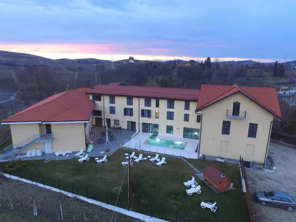 Spa Roero Relax Resort - Général