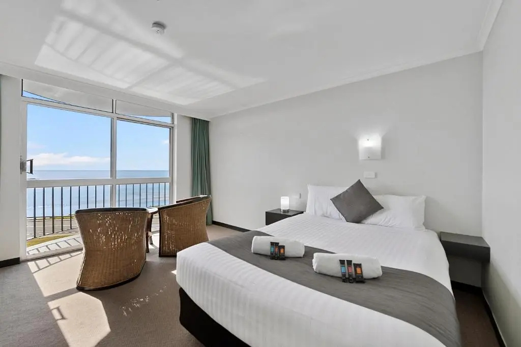 Standard Double room with sea view (full double bed)