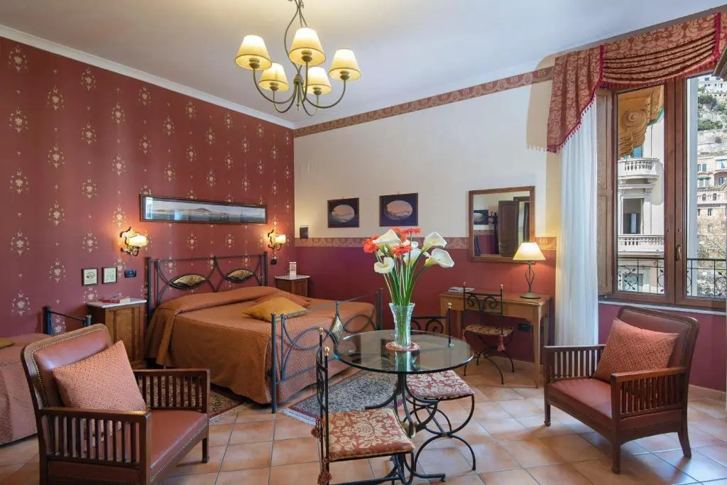 Pinto Storey Hotel - Chambres