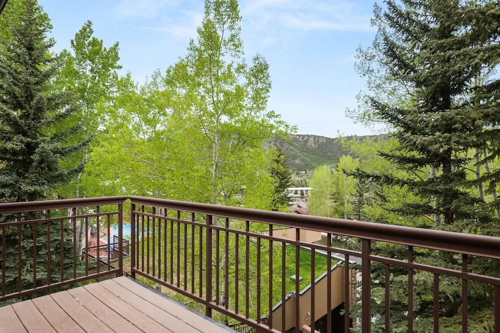Poolside Townhome With Snowmass View And Hot Tub Access by The Woodrun V Townhouses by RedAwning