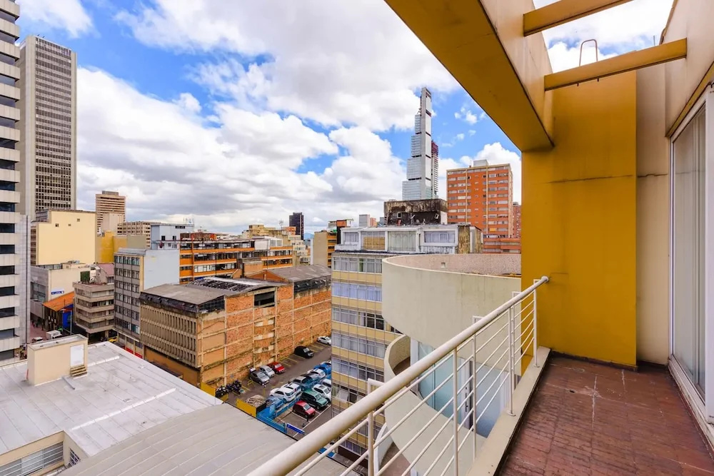 Balcony & Terrace