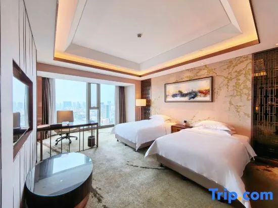Premium Family Suite
