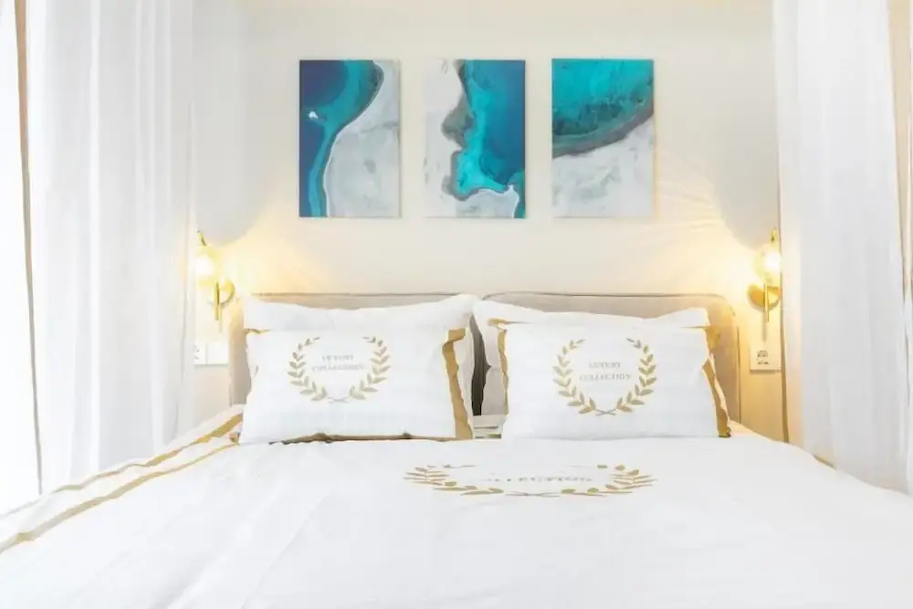 Luxury 4 by OTOTO