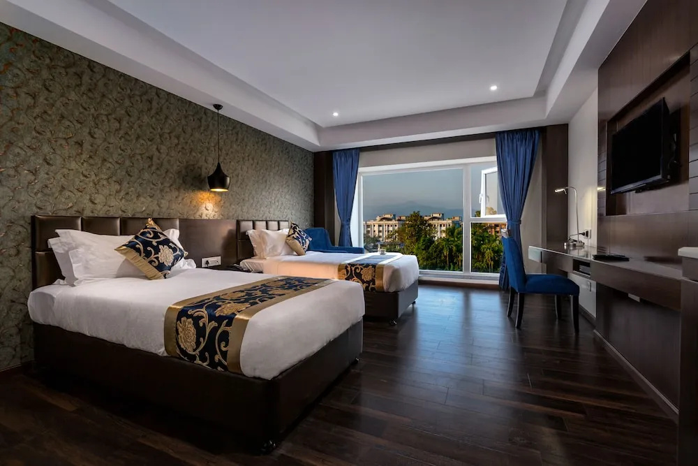 Executive Double room (full double bed)
