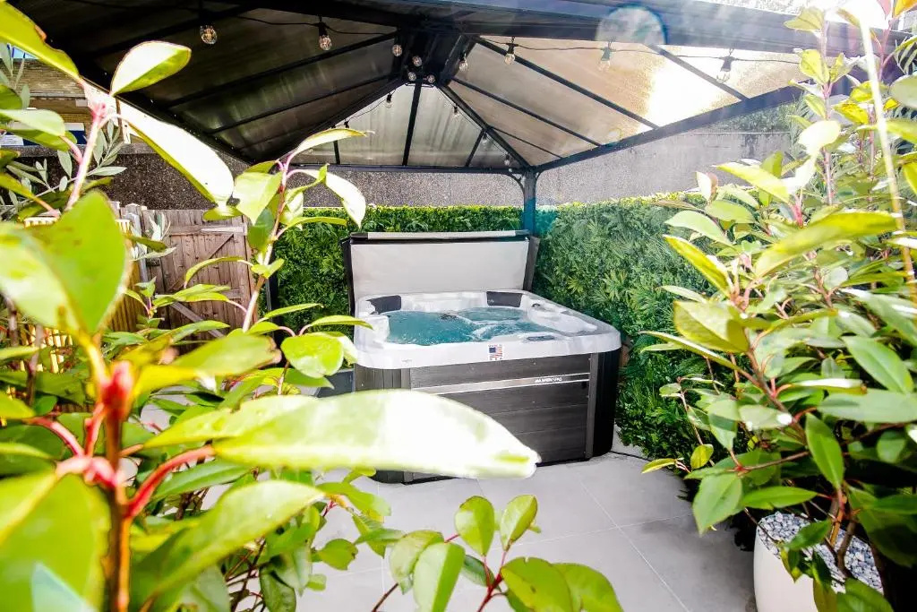 Beautiful City-centre Townhouse With Hot Tub