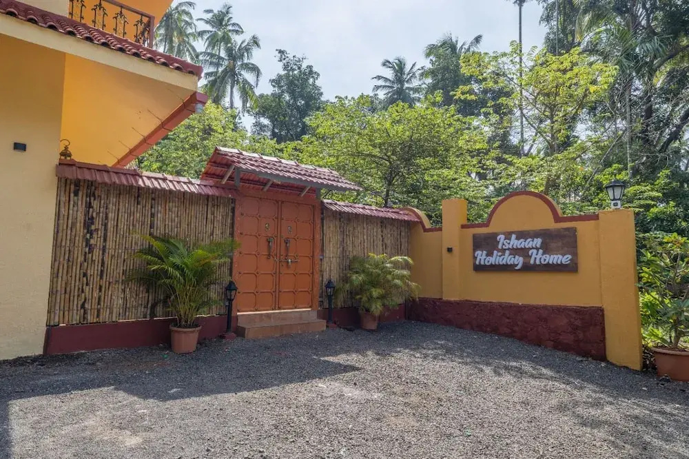 Ishaan Holiday Home