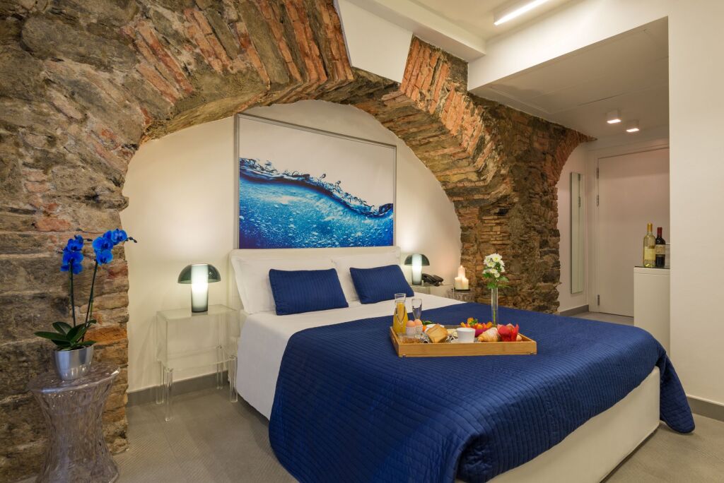 Avenue Hotel by null
